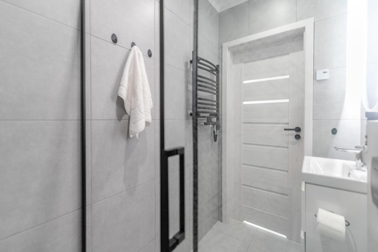 Apartamenty Pod Orzechem Z Duzym Ogrodem - Dream Apart Ustroń Eksteriør billede